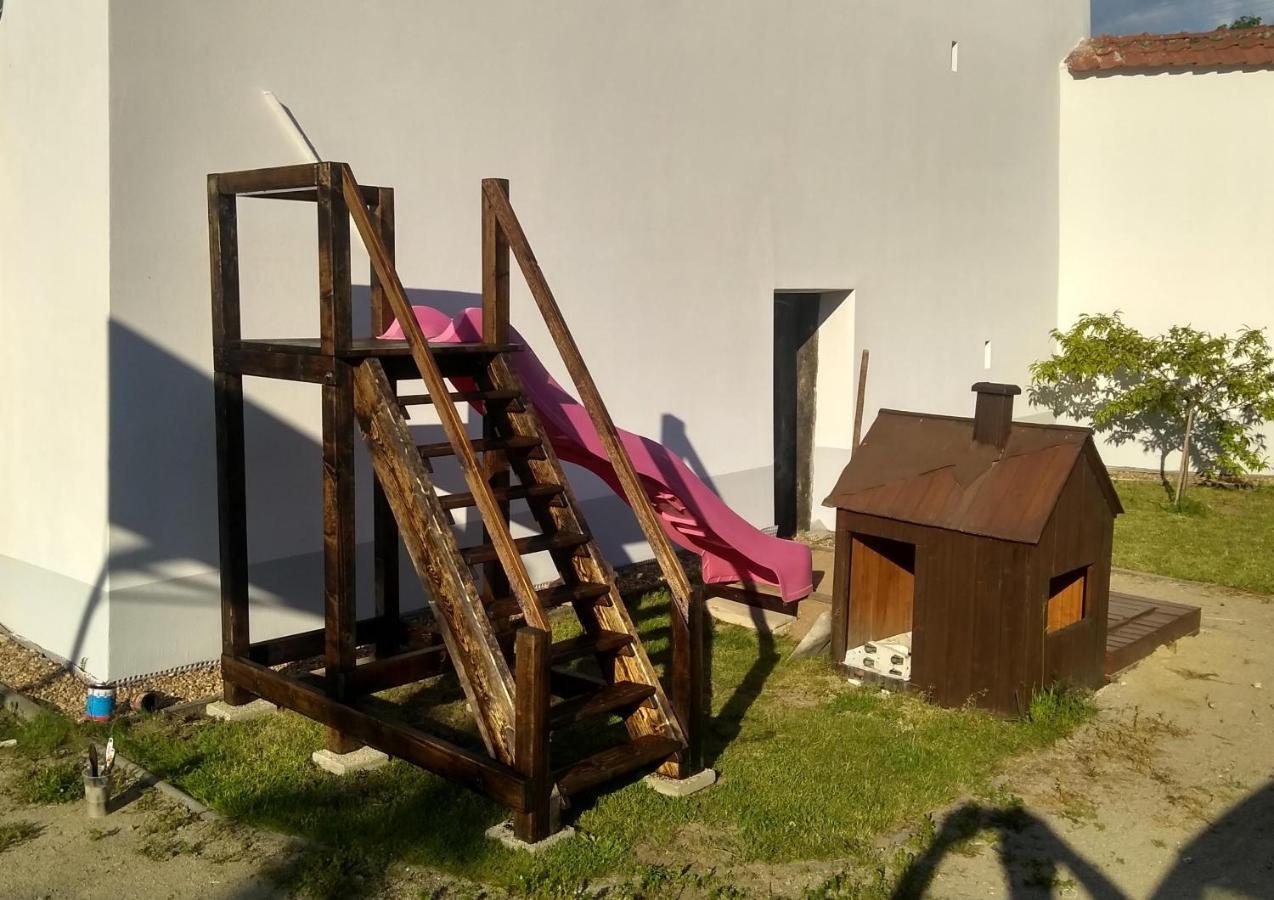 Ubytovani U Dvoraku Veselí nad Lužnicí Zewnętrze zdjęcie